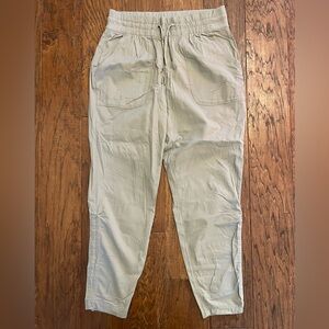 The North Face Cropped Sports Pants